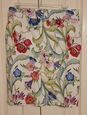 Ann Taylor White Floral Pencil Skirt with Multicolor Blooms